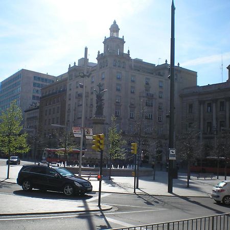 Apartamentos Plaza Espana Deluxe Сарагоса Екстер'єр фото